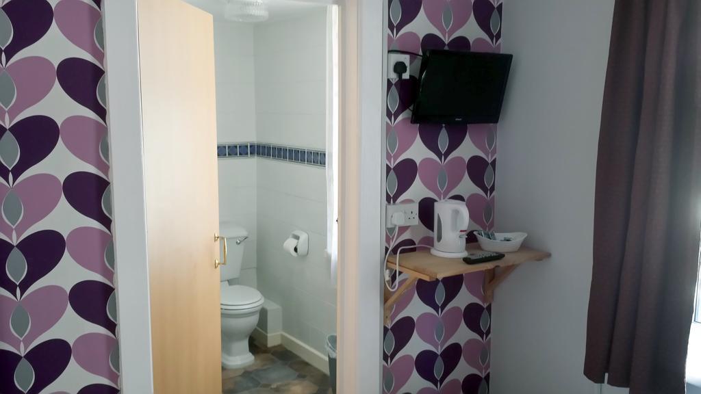 Airedale Hotel Blackpool Room photo