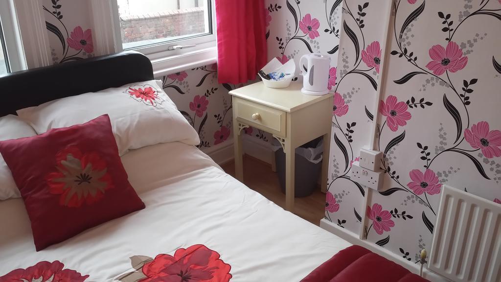Airedale Hotel Blackpool Room photo