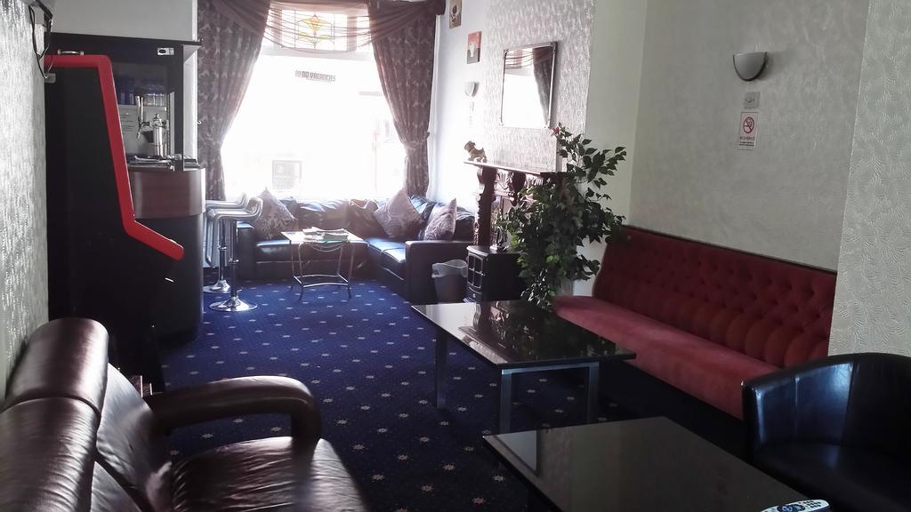 Airedale Hotel Blackpool Exterior photo